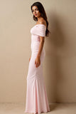 Robe de soirée en mousseline de soie sirène rose clair à épaules dénudées