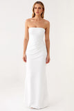 Robe de soirée bustier en satin ivoire froncée simple