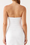 Robe de soirée bustier en satin ivoire froncée simple