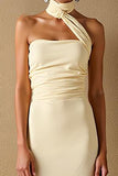 Robe de soirée longue dos nu en satin satiné jonquille
