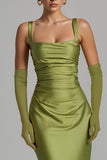 Robe de soirée froncée en satin vert sirène sauge