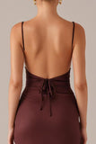 Robe de soirée fourreau à bretelles spaghetti marron