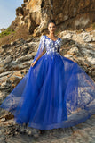 Robe de soirée en tulle appliqué bleu royal
