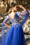 Robe de soirée en tulle appliqué bleu royal