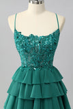 Vert foncé A Line Strins Tiered Homecoming Dress avec appliques