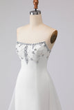 Robe de mariée longue blanche en satin perlée brette sans bretelles