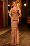 Robe de soirée dorée scintillante sans bretelles avec fente