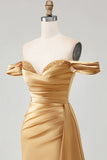 Robe longue de bal de bal satin bleu royal plissée aux perles dénudée d’épaules, sirène avec fente