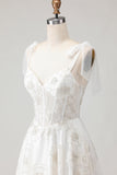 Corset en tulle brodé blanc Ligne A à bretelles fines robe de mariée longue avec nœud pappillon