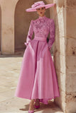 Robe longue pour mère de la mariée en dentelle rose bonbon col haut coupe une ligne
