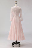 Robe midi midi Mother of the Bride à la robe rose rose blush rose à plis