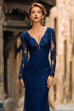 Robe maxi mère de la mariée en dentelle bleu marine sirène col V avec manches