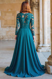 Robe trapèze bleu paon applique mère de la mariée