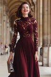Robe trapèze en dentelle cabernet appliquée mousseline de soie Mère de la mariée