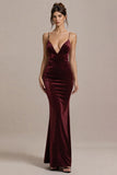Robe formelle sirène à bretelles spaghetti en velours bordeaux