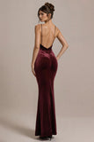Robe formelle sirène à bretelles spaghetti en velours bordeaux
