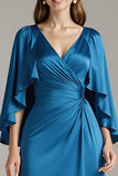 Robe longue cravate noire en satin bleu roi à col en V avec manches