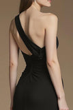 Noir A Line One Shoulder Long Noir Tie Dress avec Plume