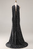 Robe de bal longue en satin satin à pois blancs noirs avec un foulard au col