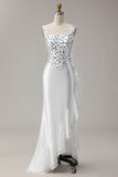 Robe de bal longue en satin à volants à pois noirs blancs et fendue