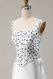 Robe de bal longue en satin à pois blancs noirs à pois blancs en satin avec fente à volants