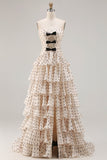 Robe de bal longue à chevaux de promo à découpe à volants abricot abricot sans bustier A Line