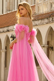 Robe longue de bal en tulle plissé à plis à l’épaule décalée rose vif avec serpentin