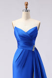 Robe de bal longue en satin perlée en sirène bleu royal avec fente