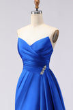 Robe de bal longue en satin perlée en sirène bleu royal avec fente
