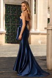 Robe de soirée sirène bleu marine sans bretelles corset perlé avec nœud