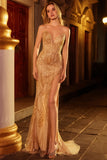 Sirène dorée Sweetheart perlée robe longue de bal avec fente