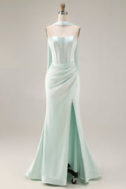 Robe de soirée longue sirène vert clair bustier sans bretelles avec fente latérale et écharpe