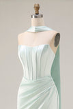 Robe de soirée longue sirène vert clair bustier sans bretelles avec fente latérale et écharpe