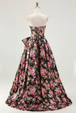 Robe de bal longue sans bretelles A Line à motif de fleurs roses blanches avec un nœud