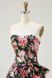 Robe de bal longue sans bretelles A Line à motif de fleurs roses blanches avec un nœud