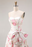 Robe longue de bal noire rose sans bretelles à motifs floraux avec nœud