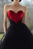 Robe longue formelle en tulle amoureux noir et rouge