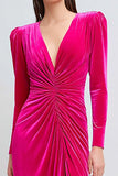 Robe longue formelle froncée fourreau en velours fuchsia avec fente