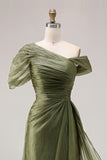 Robe formelle longue en organza sage poussiéreux à épaule unique ligne droite plissée