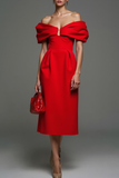 Robe mi-longue fourreau rouge à épaules dénudées