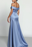 Robe formelle maxi en satin bleu poussiéreux