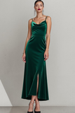Robe longue formelle à bretelles spaghetti en velours vert foncé avec fente