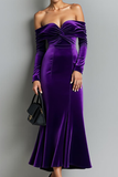 Robe de soirée longue en velours sirène violet foncé à épaules dénudées