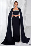 Robe longue de bal fourreau noir avec cape