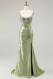 Robe de soirée en satin vert corset à bretelles fines robe de fête