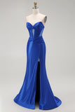 Robe de soirée longue sans bretelles corset perlée sirène bleu royal avec fente