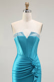Sirène sans bretelles corset perlé bleu Robe de soirée avec fente à volants