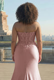 Robe de bal longue grande taille avec corset en forme de corset en forme de fard à blush et sirène grande taille
