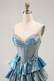 Robe de soirée longue trapèze bleu métallisé à corset ornée de perles