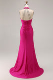 Robe de soirée longue sirène froncée dos nu fuchsia avec fente